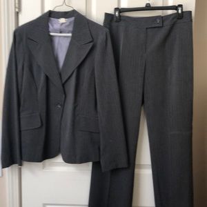 Ladies Dress Suit